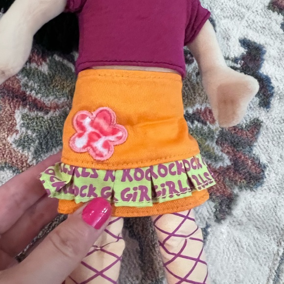 Groovy Girls Tomiko Doll – Bold, Beautiful & Full of Imagination! 2002 Release - Picture 3 of 4